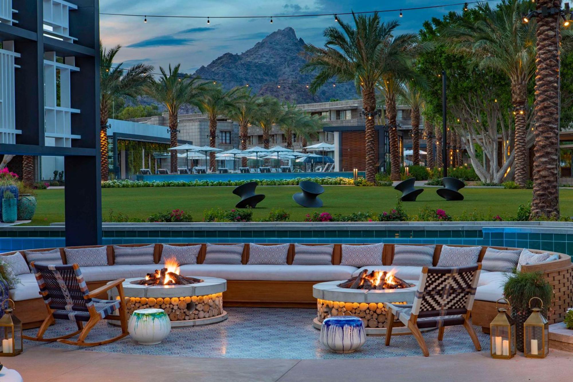 Arizona Biltmore, Lxr &